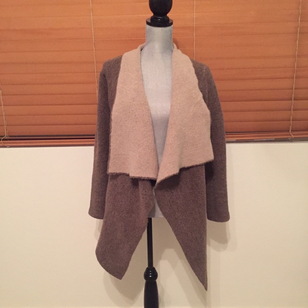 Two-tone Zara sweater
